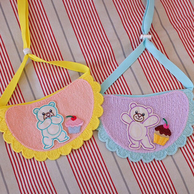 Teddy Bear and Cake Bib